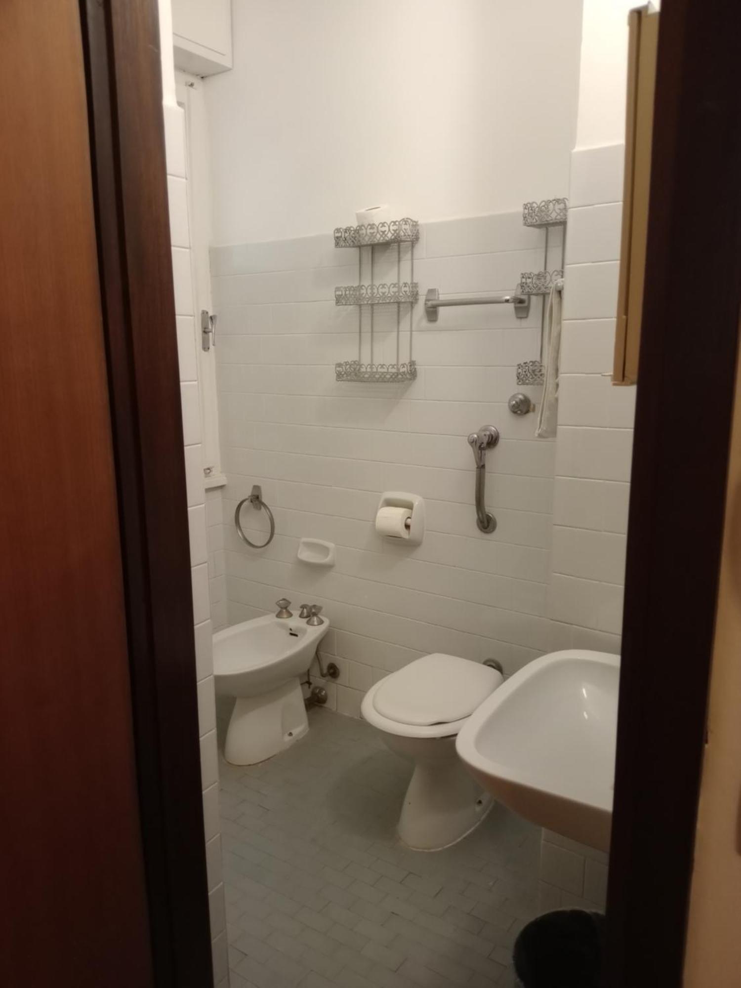 Luca Hotel *