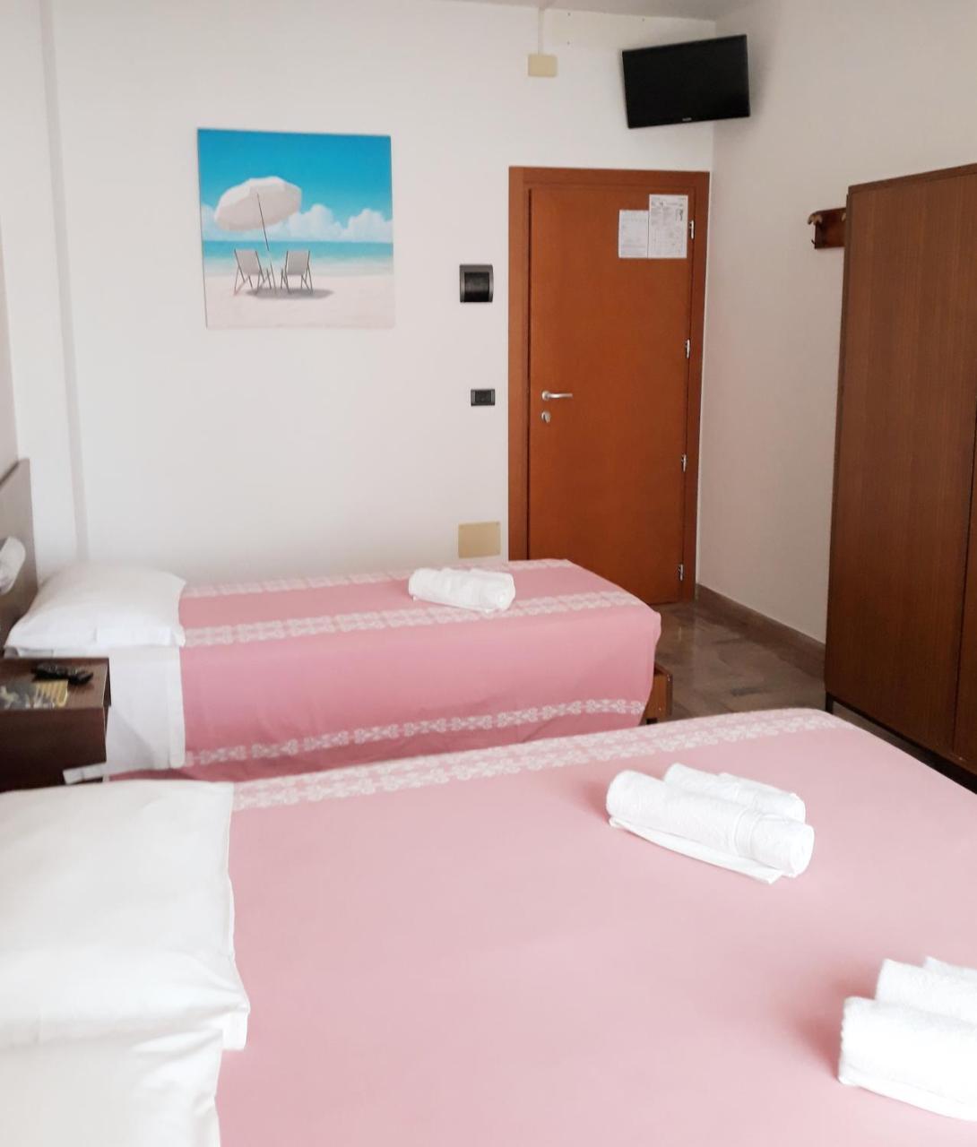 Luca Hotel